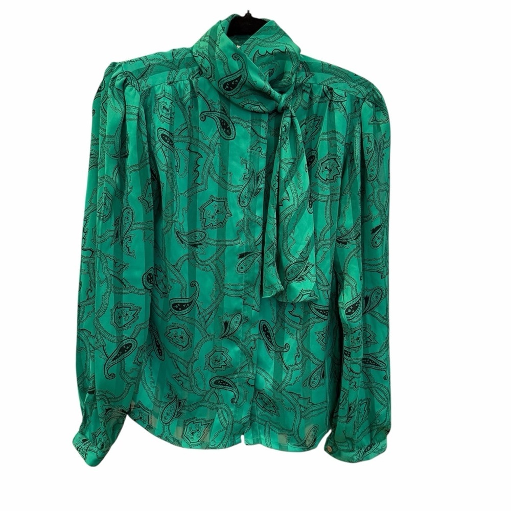 NICOLA Green Paisley Tie-Neck Blouse